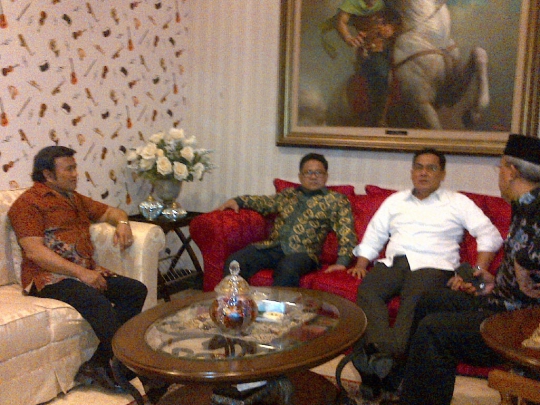 Cak Imin saat temui Rhoma Irama di kediamannya