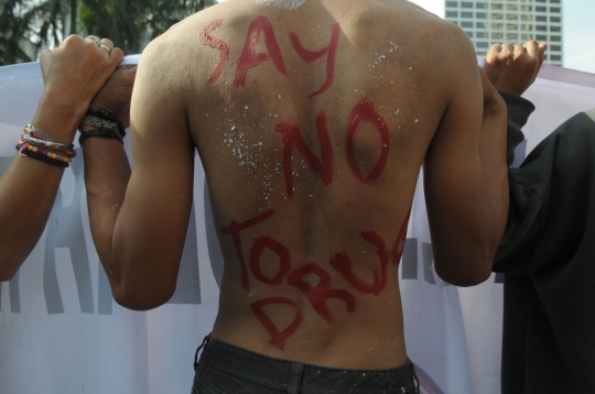 Aksi pemuda kampanyekan bahaya narkoba di HI