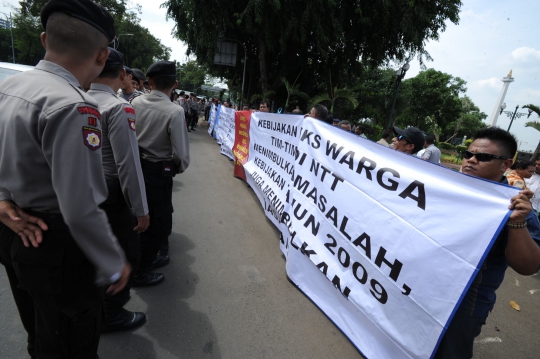 Aksi unjuk rasa desak SBY selesaikan masalah WNI eks Timor-Timur