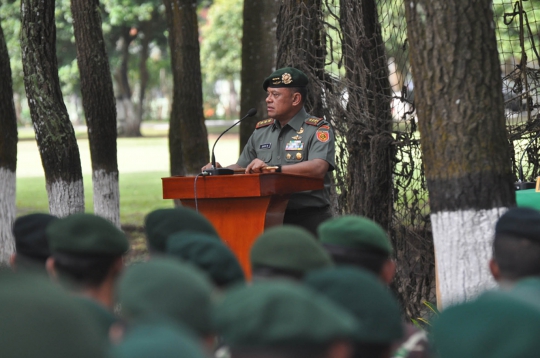 Pengarahan Letjen TNI Gatot Nurmantyo di Divisi 2 Kostrad Malang