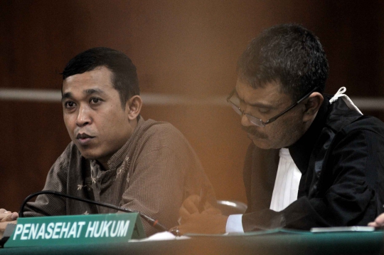 Sidang lanjutan Hendra Saputra terkait kasus videotron