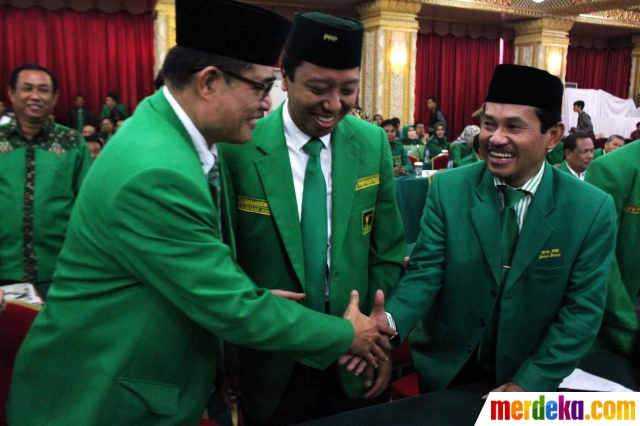 Foto : Pidato Emron Pangkapi buka Mukernas III PPP di 