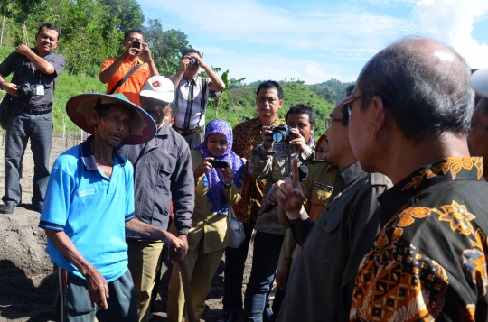 Saat Mentan Suswono tengok nasib petani di sekitar Kelud