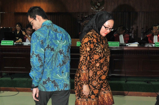 Ratu Atut dan Wawan bersaksi dalam sidang lanjutan Akil Mochtar