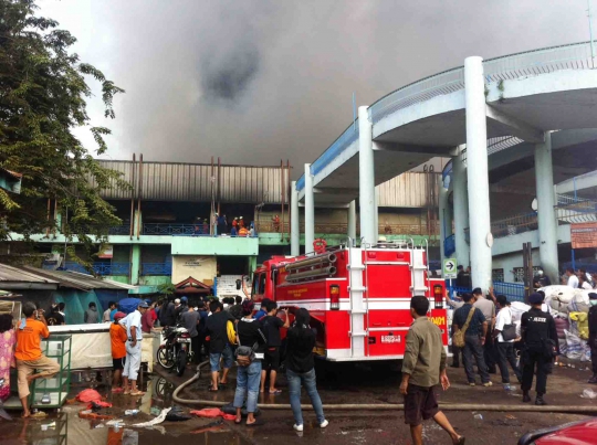 Kebakaran hebat di Pasar Senen