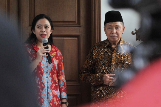 Hamzah Haz usai gelar pertemuan tertutup di kediaman Megawati