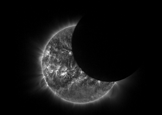 Ini penampakan gerhana matahari parsial di Australia