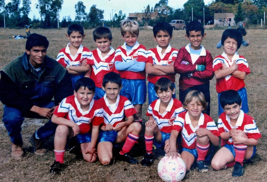 Mengenang masa kecil Luis Suarez di Montevideo