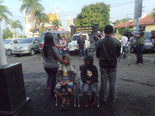 14 Korban sodomi Emon jalani visum di Polres Sukabumi