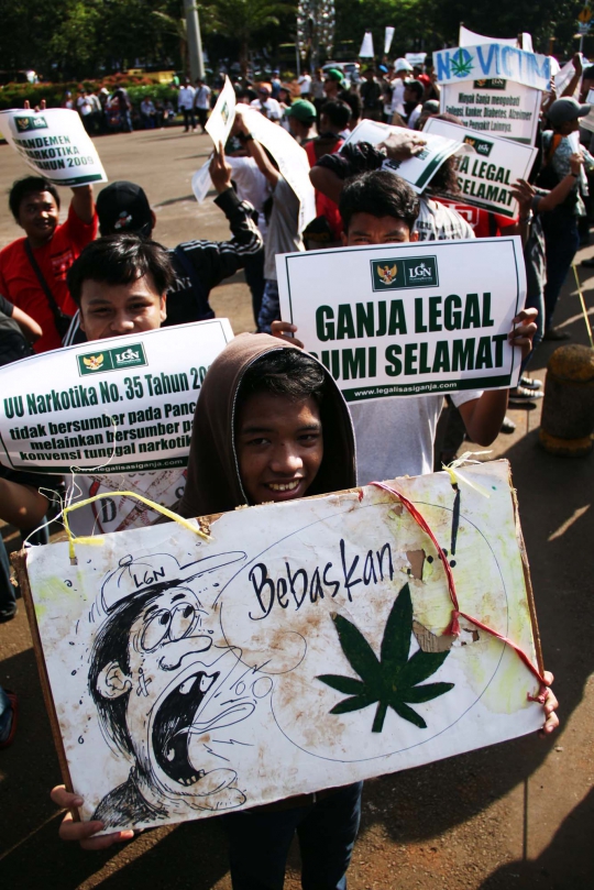 Tuntut legalisasi ganja, LGN beraksi di depan Istana Negara