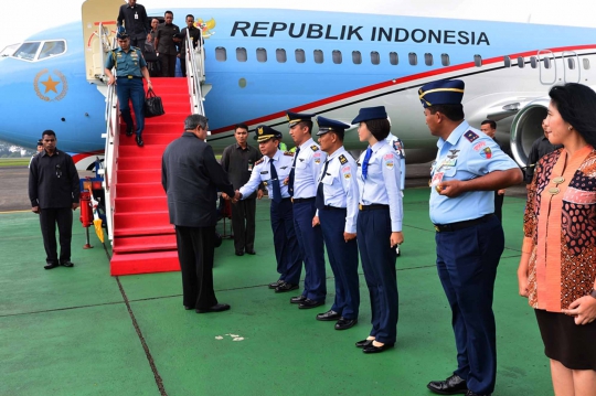 Naik Pesawat Kepresidenan, SBY mendarat di Halim
