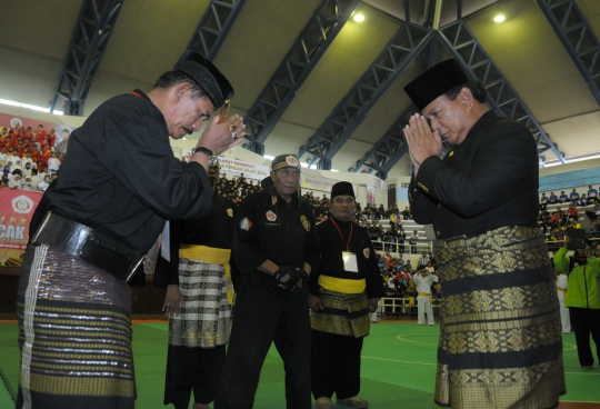 Prabowo buka Kejurnas Pencak Silat 2014 di TMII