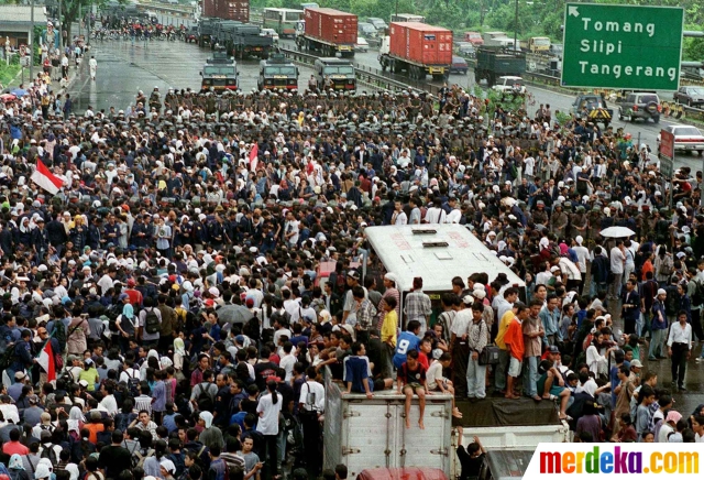 Foto Mengenang 16 Tahun tragedi Trisakti 1998 merdeka com