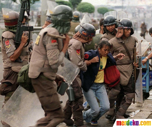 Foto : Mengenang 16 Tahun tragedi Trisakti 1998 merdeka.com