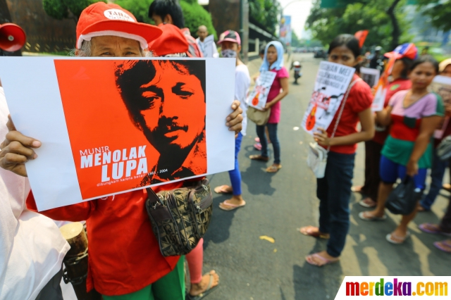 Foto : Usut pelanggaran HAM, demonstran tuntut Prabowo 