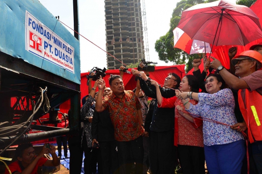 Megawati hadiri peletakan batu pertama Kantor PDIP di Menteng