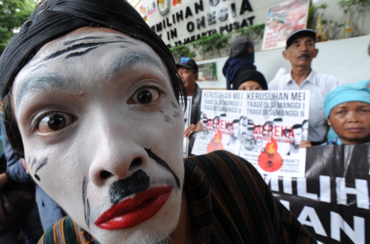 Relawan Gerindra copot poster sindiran Prabowo di KPU