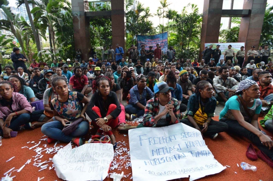 Mahasiswa Papua tuntut Freeport selesaikan konflik di Timika