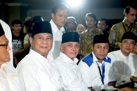 Pasangan Prabowo-Hatta saat daftar ke KPU