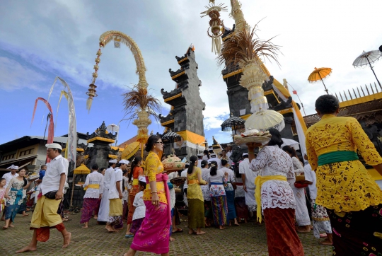 Umat Hindu di Bali rayakan Galungan