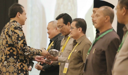 Pukul gong, Presiden SBY buka Rakornas V TPID 2014