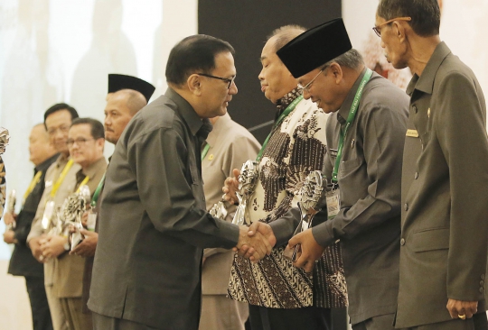 Pukul gong, Presiden SBY buka Rakornas V TPID 2014