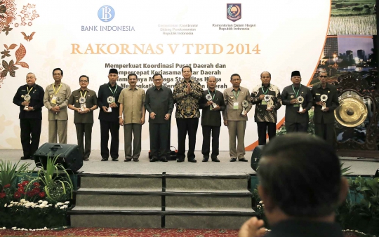 Pukul gong, Presiden SBY buka Rakornas V TPID 2014