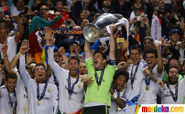 640 Gambar gambar real madrid angkat piala Terbaru