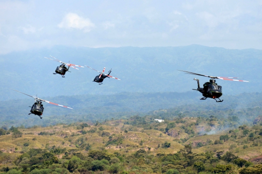 Mobilisasi udara pasukan Batalyon Raider dalam Latgab TNI 2014