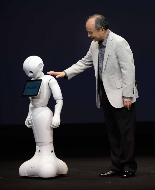 Canggihnya robot humanoid pertama di dunia yang punya 'perasaan'