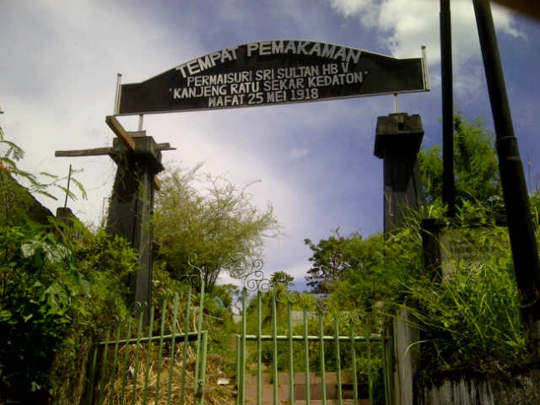 Mengintip makam istri Sri Sultan HB V di Manado