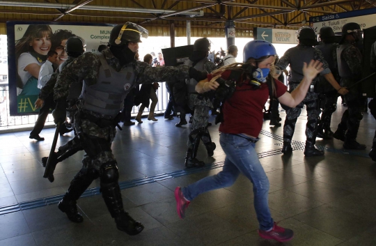 Kisah jurnalis jadi korban bentrokan demo Piala Dunia di Brasil