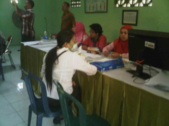 Sepinya PSK dan mucikari Gang Dolly yang ambil uang bantuan