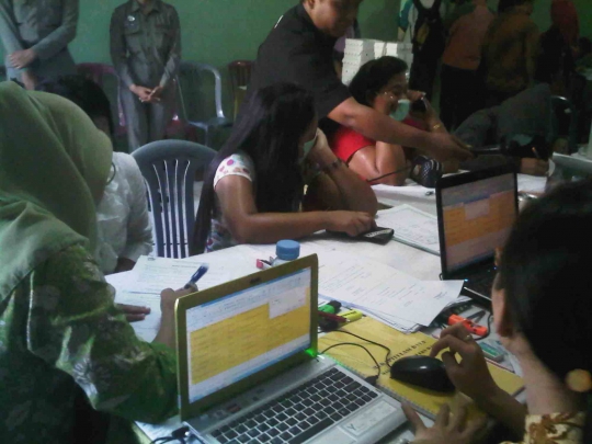 Sepinya PSK dan mucikari Gang Dolly yang ambil uang bantuan