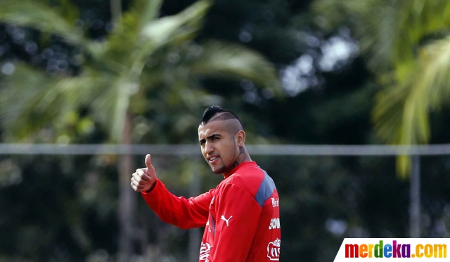 Foto Gaya  rambut  mohawk unik para bintang Piala Dunia 