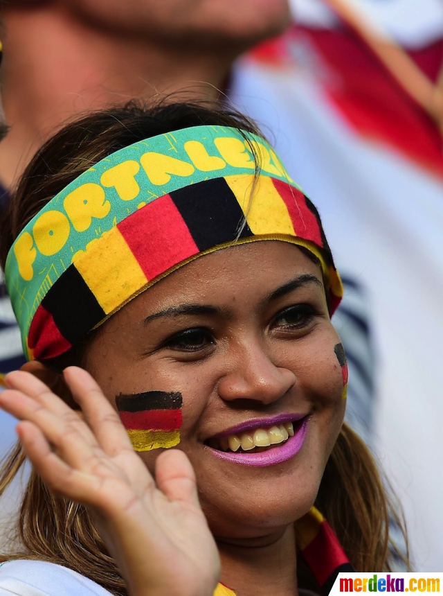 Foto : Wajah-wajah cantik hiasi laga Jerman Vs Ghana 