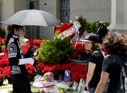 Warga AS peringati lima tahun meninggalnya The King of Pop