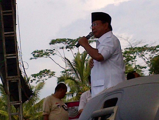 Antusiasme warga Boyolali sambut kedatangan Prabowo