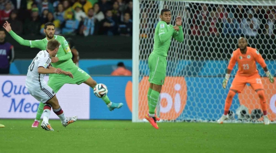 Menang 2-1 atas Aljazair, Jerman lolos ke babak delapan besar