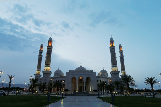 Menelusuri Masjid Al-Shaleh, rumah Allah termegah di Yaman
