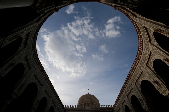 Menelusuri Masjid Al-Shaleh, rumah Allah termegah di Yaman