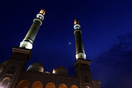 Menelusuri Masjid Al-Shaleh, rumah Allah termegah di Yaman