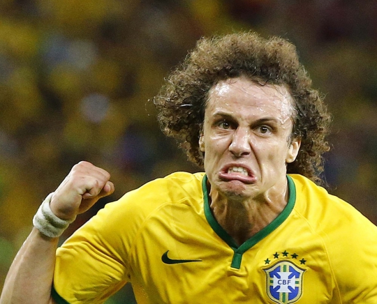 Tampang sangar David Luiz usai hajar Kolombia