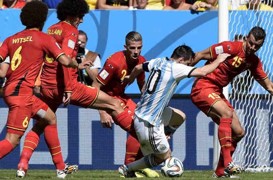 Tendangan Gonzalo Higuain bawa Argentina ke semifinal
