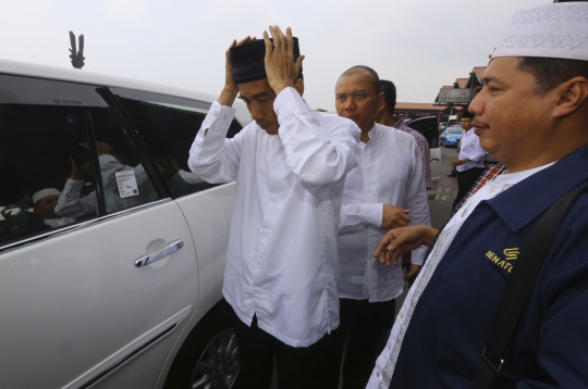 Jokowi berangkat umroh bersama keluarga