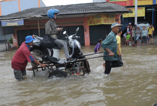 Musibah banjir kembali melanda Ciledug Indah