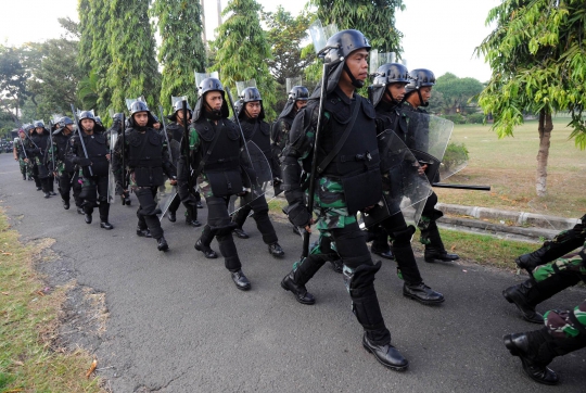 Barisan TNI-Polri siaga satu amankan pilpres di Bali