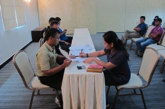 Pengambilan kotak dan surat suara pilpres di Lahad Datu