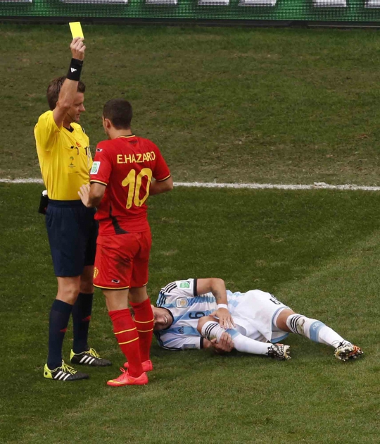 Melihat kinerja Nicola Rizzoli, wasit final Piala Dunia 2014