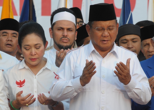 Titiek dampingi Prabowo patenkan koalisi Merah Putih